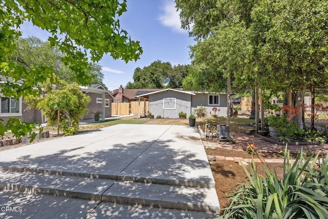 8730 Junipero Ave, Atascadero, CA 93422 - ranch-style home with fence