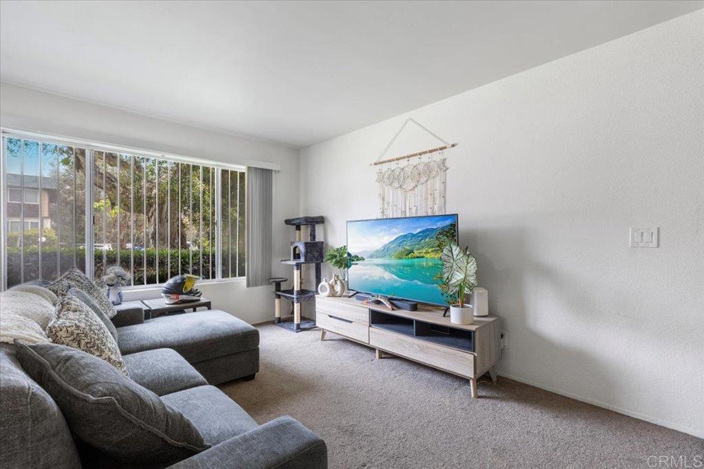 2844 47th St, San Diego, CA 92105 - view of carpeted living room