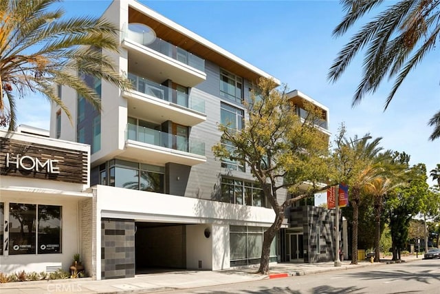 482 S Arroyo Pkwy Unit 408, Pasadena, CA 91105 - view of apartment building / complex