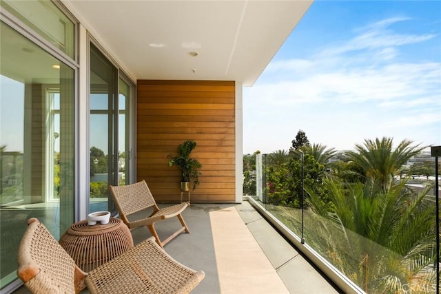 482 S Arroyo Pkwy Unit 408, Pasadena, CA 91105 - view of balcony