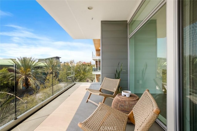 482 S Arroyo Pkwy Unit 408, Pasadena, CA 91105 - view of balcony