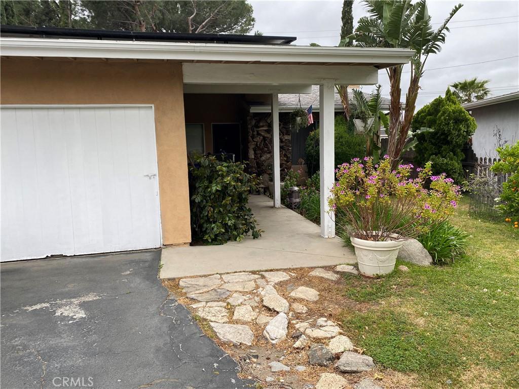 10831 Wescott Ave, Sunland, CA 91040 - photo 1
