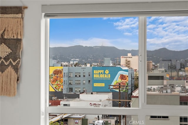 321 S Oxford Ave Unit 603, Los Angeles, CA 90020 - exterior space with a mountain view and a view of city