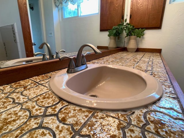 161 Twin Oaks Cir, Chula Vista, CA 91910 - bathroom view of vanity