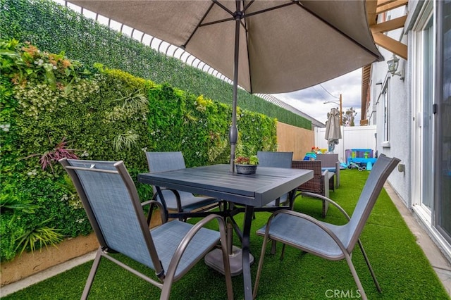 view of patio / terrace with outdoor dining space
