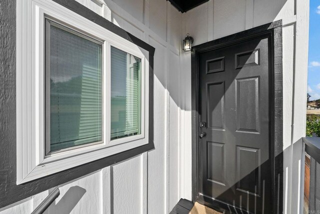 5426 Dwight St, San Diego, CA 92105 - view of exterior entry