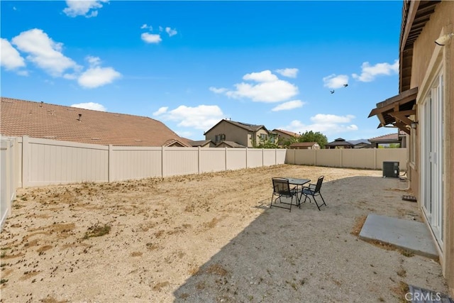 37732 Phelan Ln, Palmdale, CA 93552 - fenced backyard featuring central AC