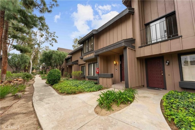 9735 Reseda Blvd Unit 56, Northridge, CA 91324 - view of property's community