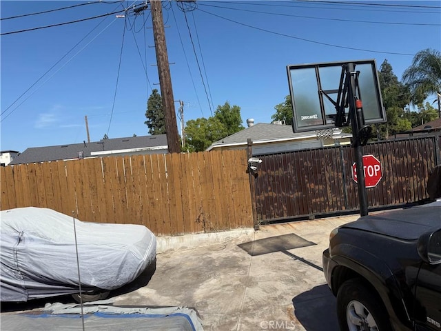 9617 Greenwood Ave, Montclair, CA 91763 - view of patio / terrace