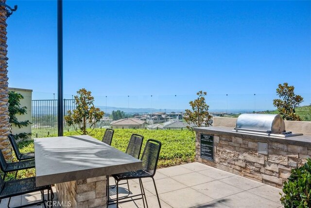 554 Catalonia, Lake Forest, CA 92630 - view of patio / terrace featuring wine cooler
