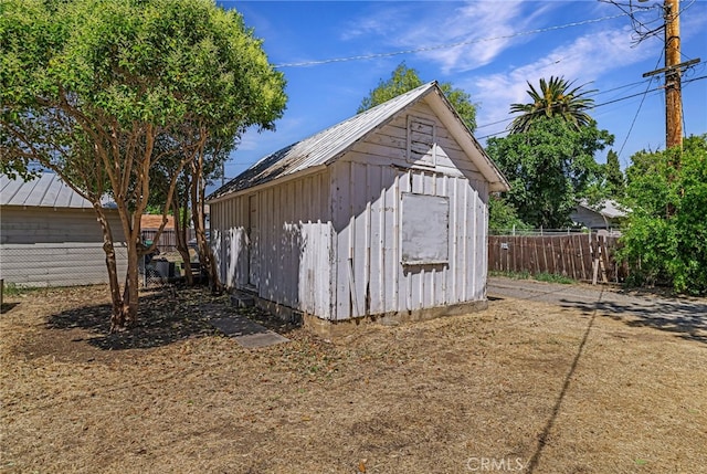 440 S Plumas St, Willows, CA 95988 - view of shed with fence