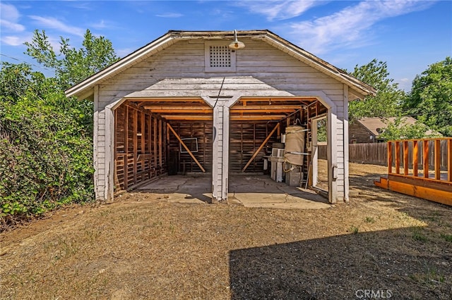 440 S Plumas St, Willows, CA 95988 - view of outdoor structure featuring an outbuilding and fence