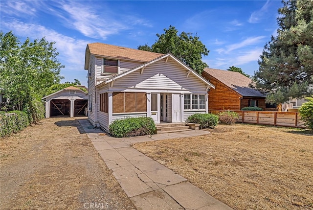 440 S Plumas St, Willows, CA 95988 - view of front of property with fence and a detached garage