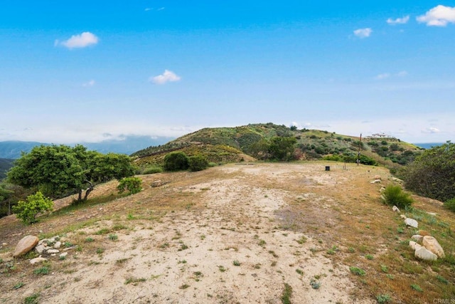 2389 Eric Rd, Fallbrook, CA 92028 - view of mountain backdrop