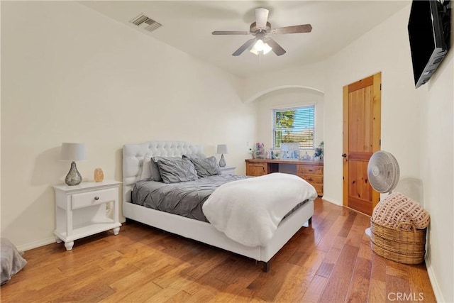 31024 Rabbit Springs Rd, Lucerne Valley, CA 92356 - bedroom featuring light wood finished floors, ceiling fan, and baseboards