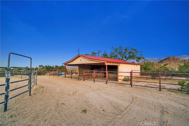 31024 Rabbit Springs Rd, Lucerne Valley, CA 92356 - stable with a rural view and a mountain view