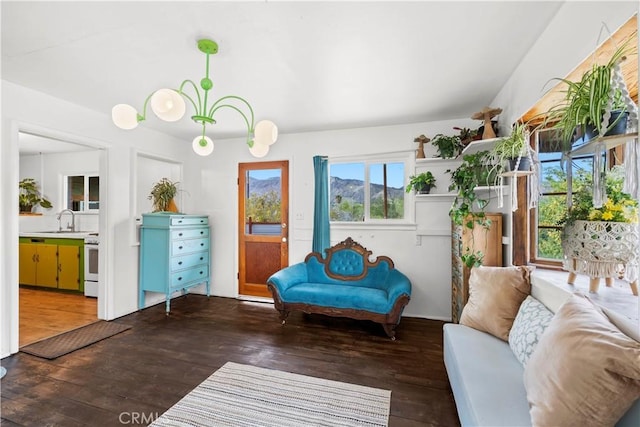 51609 Oregon Trl, Morongo Valley, CA 92256 - sitting room with wood-type flooring