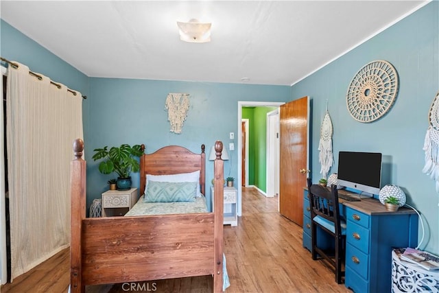 51609 Oregon Trl, Morongo Valley, CA 92256 - bedroom with wood finished floors