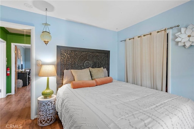 51609 Oregon Trl, Morongo Valley, CA 92256 - bedroom with wood finished floors
