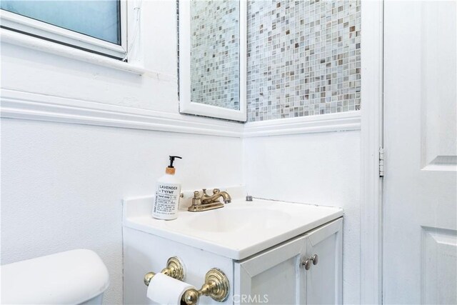 171 Brook St, San Luis Obispo, CA 93401 - half bath with vanity and toilet