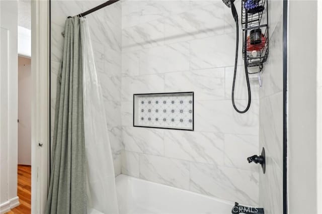 16133 Haldane St, Whittier, CA 90603 - full bathroom featuring shower / tub combo
