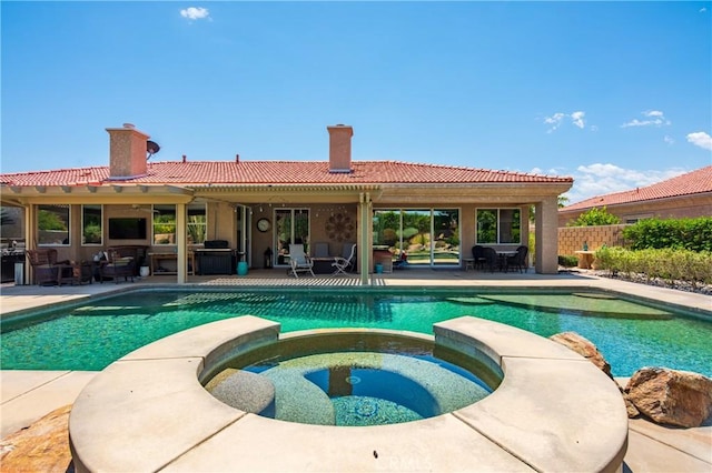 74078 W Petunia Pl, Palm Desert, CA 92211 - view of pool featuring a pool with connected hot tub and a patio