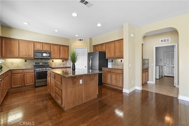 35107 Hogan Dr, Beaumont, CA 92223 - photo 15