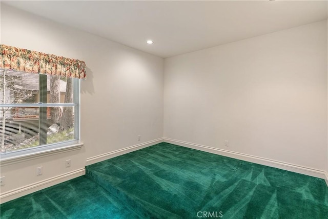 109 S Fairway Dr, Lake Arrowhead, CA 92352 - unfurnished room featuring carpet flooring, baseboards, and recessed lighting