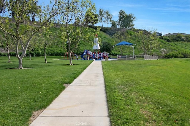 19 Rollins Pl, Laguna Niguel, CA 92677 - view of home's community with a yard