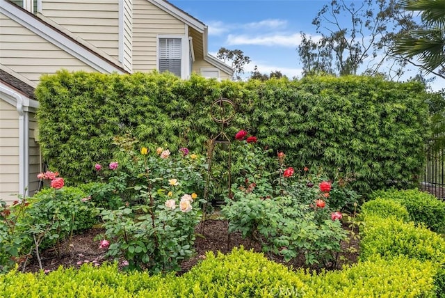 19 Rollins Pl, Laguna Niguel, CA 92677 - view of yard featuring fence