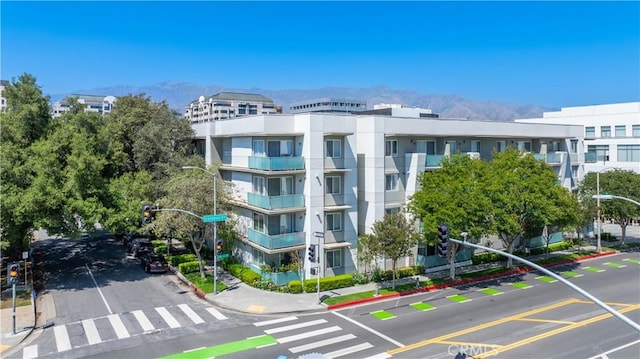 160 S Hudson Ave Unit 202, Pasadena, CA 91101 - view of property featuring a mountain view