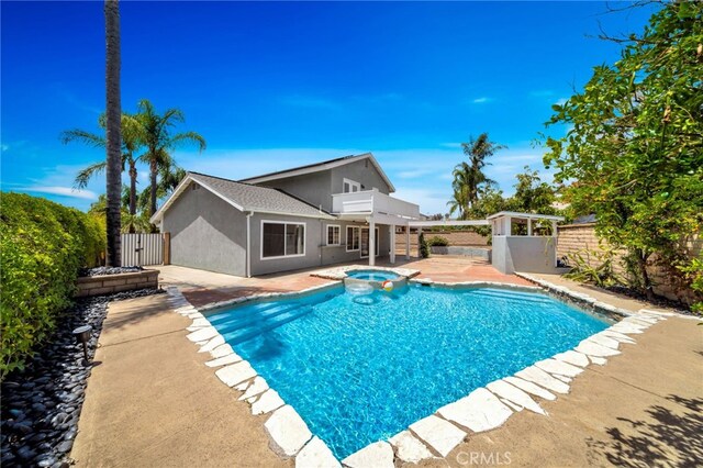 25735 Williamsburg Ct, Lake Forest, CA 92630 - view of pool with a patio, a fenced backyard, and a pool with connected hot tub