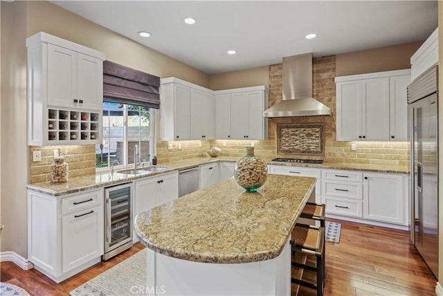 26816 Fairlain Dr, Valencia, CA 91355 - photo 4