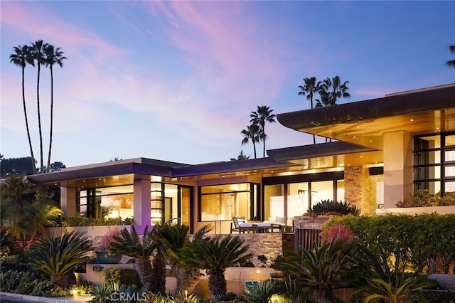 2526 Riviera Dr, Laguna Beach, CA 92651 - view of back of house