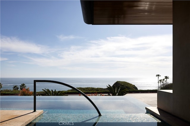 2526 Riviera Dr, Laguna Beach, CA 92651 - view of pool featuring a water view