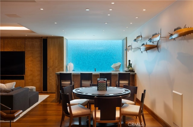 2526 Riviera Dr, Laguna Beach, CA 92651 - dining space featuring wood finished floors, recessed lighting, and floor to ceiling windows