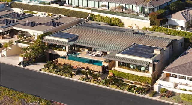2526 Riviera Dr, Laguna Beach, CA 92651 - aerial perspective of suburban area with a pool