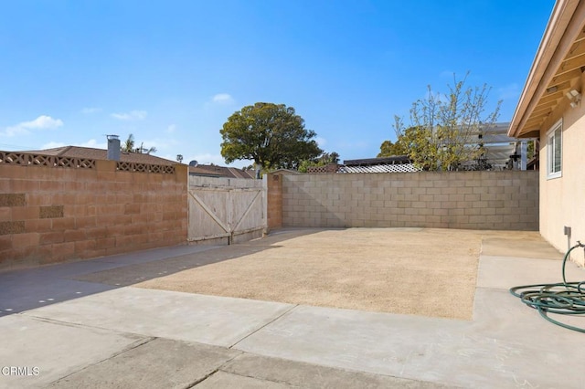4241 Hamilton Ave, Oxnard, CA 93033 - view of patio / terrace featuring a fenced backyard and a gate