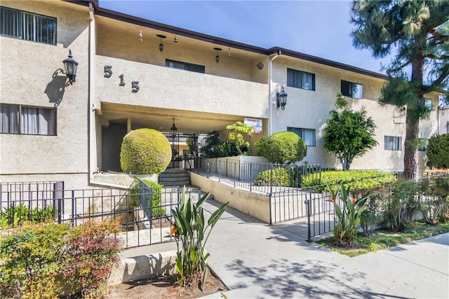 515 W Harvard St, Glendale, CA 91204 - view of building exterior featuring a fenced front yard