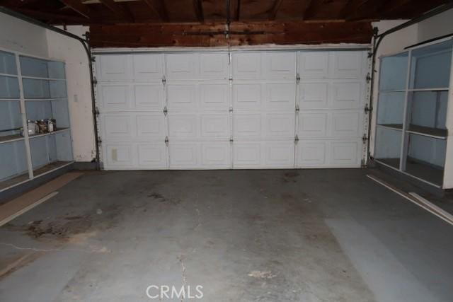819 Sherwood Way, Willows, CA 95988 - view of garage