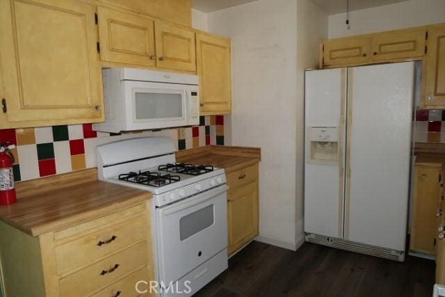 819 Sherwood Way, Willows, CA 95988 - kitchen featuring white appliances, dark wood-type flooring, and light brown cabinets