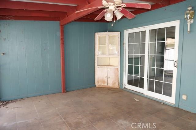 819 Sherwood Way, Willows, CA 95988 - view of patio with a ceiling fan