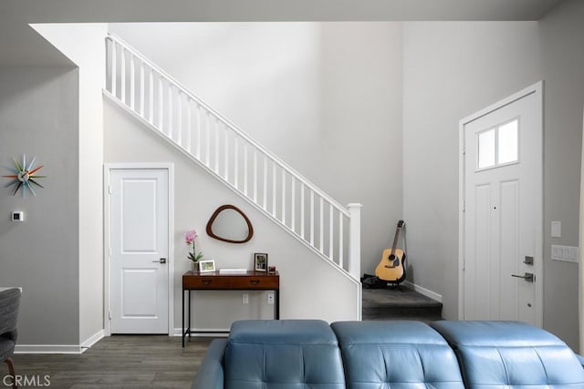 204 Alienta Ln, Rancho Mission Viejo, CA 92694 - foyer with wood finished floors, stairs, and a towering ceiling