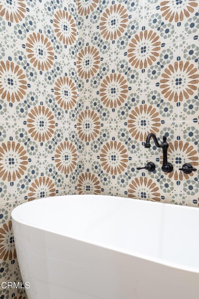 5304 Whitecap St, Oxnard, CA 93035 - full bathroom featuring a soaking tub