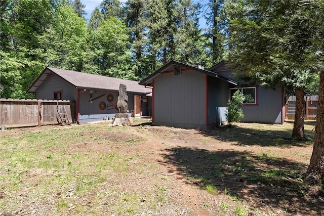6176 Some Way, Magalia, CA 95954 - back of house featuring fence