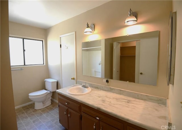 3809 Arroyo Trl, Frazier Park, CA 93225 - bathroom with vanity, baseboards, toilet, and a shower
