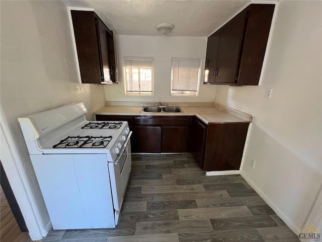 618 Lincoln Ave, Bakersfield, CA 93308 - photo 5
