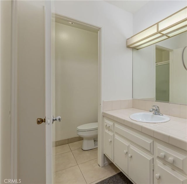 2726 W Orion Ave, Santa Ana, CA 92704 - bathroom with vanity and tile patterned floors