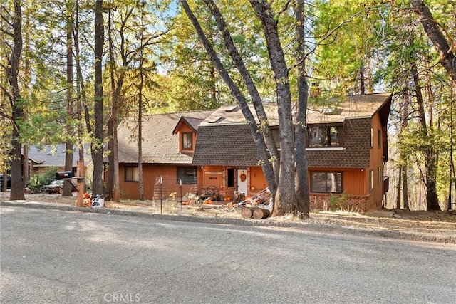 14177 Racine Cir, Magalia, CA 95954 - dutch colonial with a shingled roof