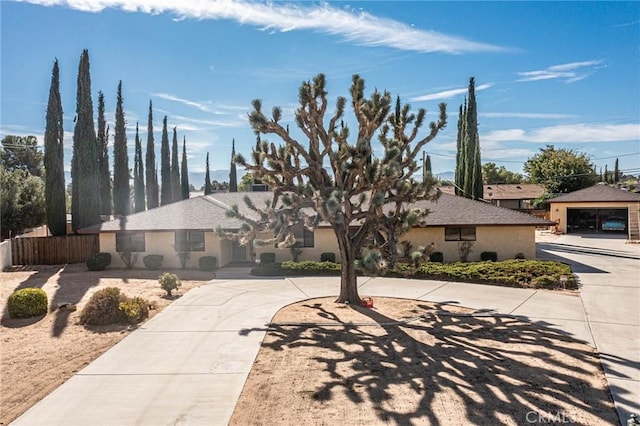 20407 Eyota Ln, Apple Valley, CA 92308 - ranch-style home featuring fence and stucco siding